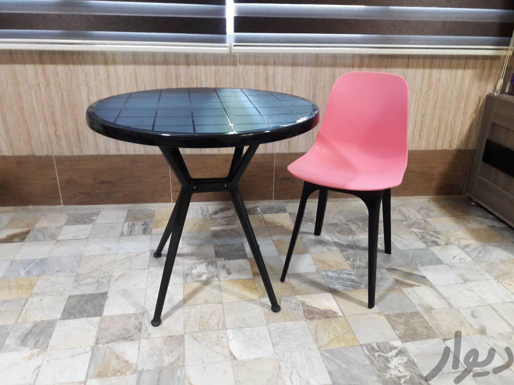 میز و صندلی تمام پلاستیکی|میز و صندلی غذاخوری|اهواز, کمپلو جنوبی (کوی انقلاب)|دیوار
